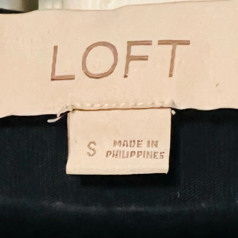 LOFT Blue Sheath Sleeveless Tank Top - Picture 4 of 6